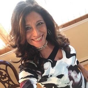 Meet your Posher, Janet